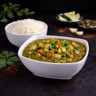 Pachimirchi Vegetable Curry (Green Chilli Vegetable Curry)
